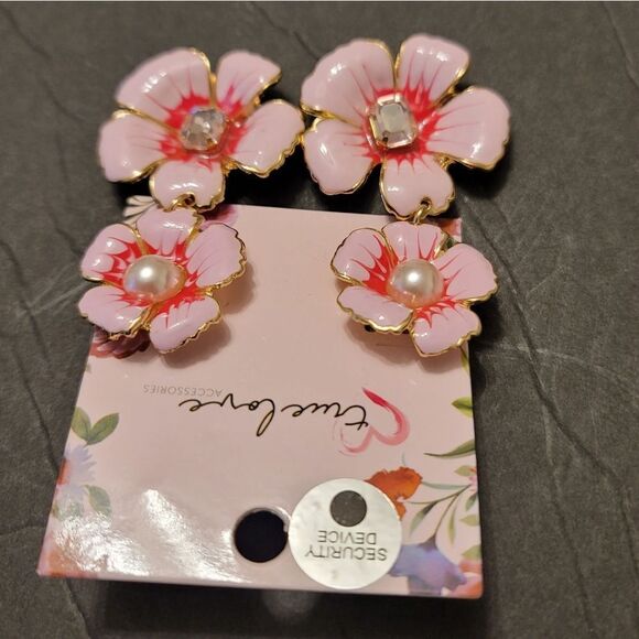 BRAND NEW TRUE LOVE CHERRY'S BLOSSOM DROP EARRINGS - Picture 10 of 10